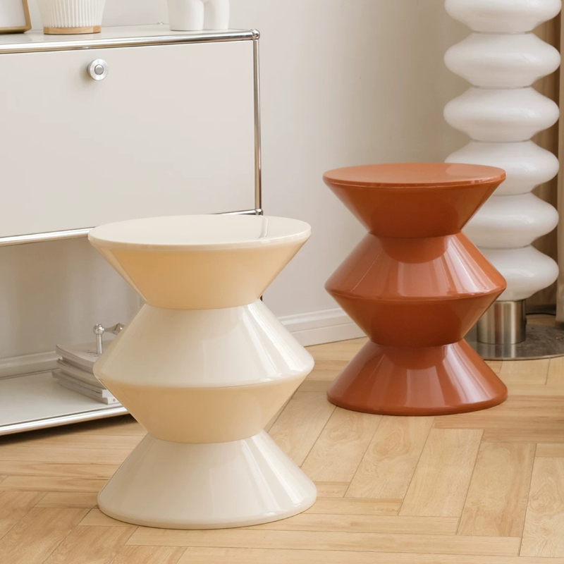 Unique Table Accessories - Couchtisch im klaren Design, rund, klein,