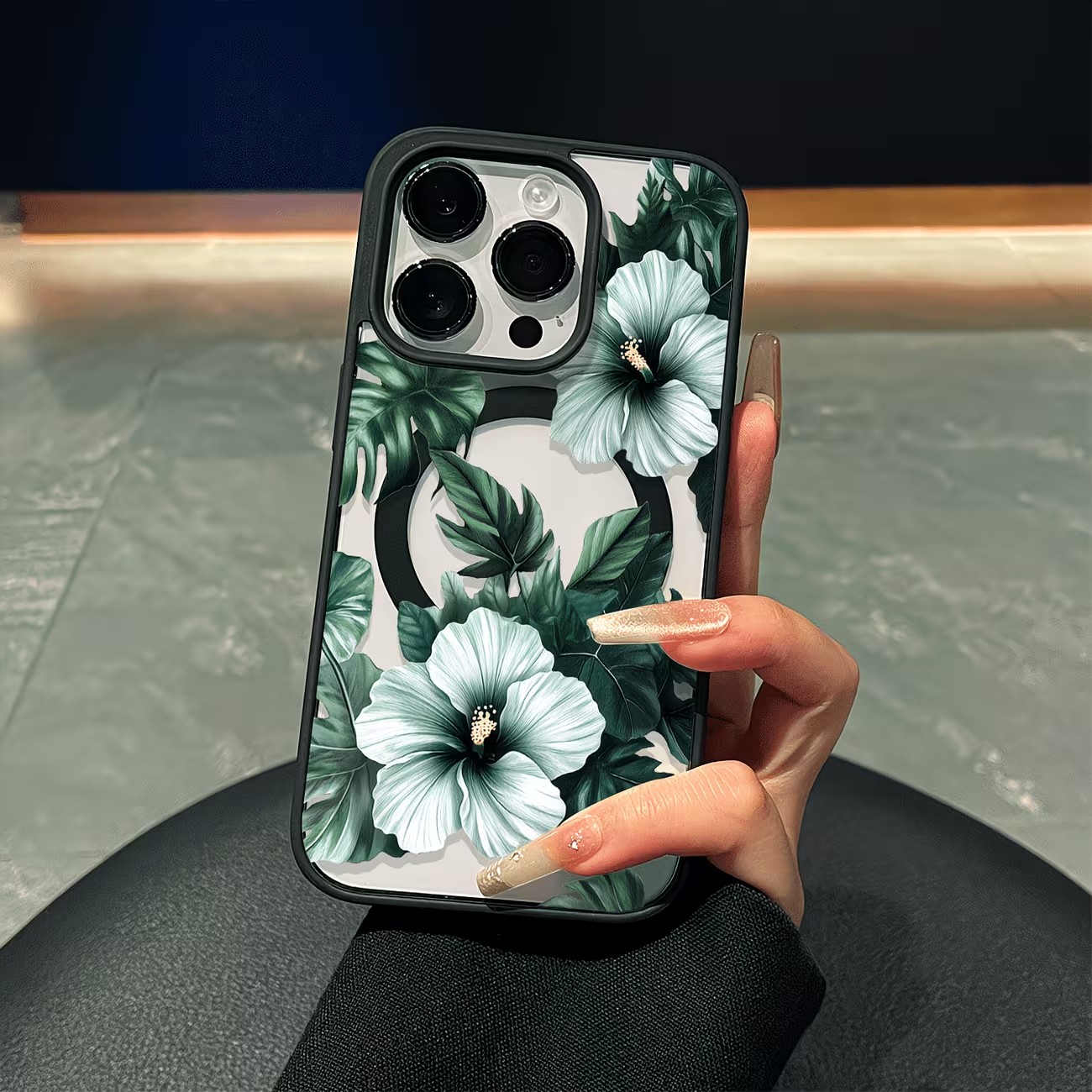 Apple Iphone 15 Pro Max - Grüne Blumenmuster Handyhülle für iPhone 17